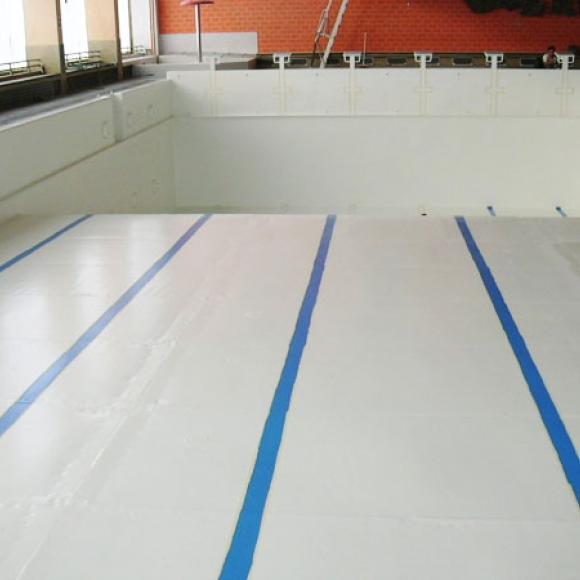 obnova protikorozní ochrany veřejného bazénu v Chebu